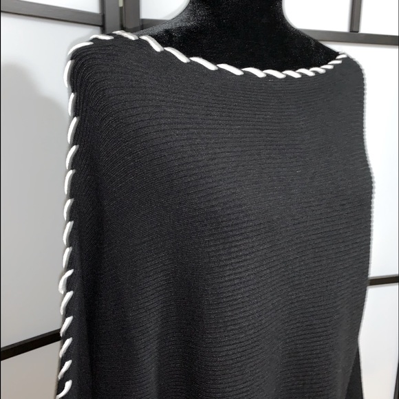 Magaschoni Sweaters - 🆕M Magaschoni Lightknit Sweater w White Stitching